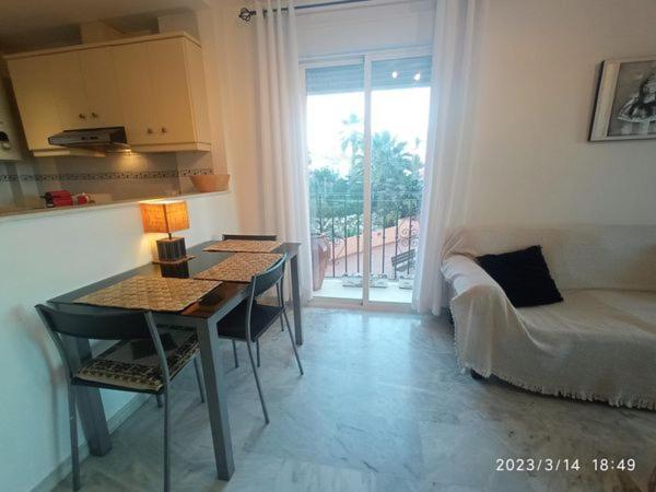מנילבה Apartamentos Los Hidalgo Golf מראה חיצוני תמונה
