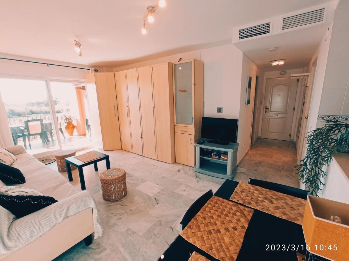 מנילבה Apartamentos Los Hidalgo Golf מראה חיצוני תמונה