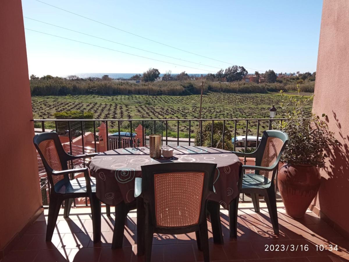מנילבה Apartamentos Los Hidalgo Golf מראה חיצוני תמונה